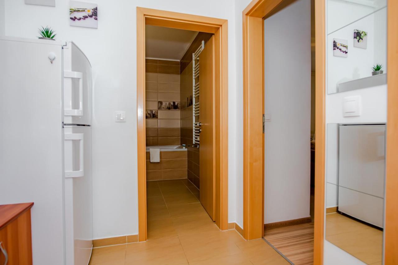 Lilibeth Apartments Брашов Экстерьер фото